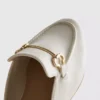 Mule-Loafer aus Kunstleder mit Trensenschnalle