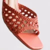 Mule-Sandalen mit eckiger Zehenpartie und Blockabsatz