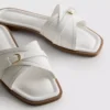 Mule-Sandalen mit Schnallen