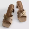 Mule-Sandalen mit Schnallen und Blockabsatz