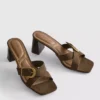 Mule-Sandalen mit Schnallen und Blockabsatz