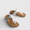 Mule-Sandalen mit T-Steg und Schnalle