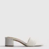 Mules mit Blockabsatz und Kunstperlen
