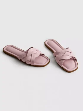 Mules mit geflochtenen Riemen