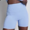Nahtlose Active-Shorts mit gerafftem Saum Nahtlose Active-Shorts mit gerafftem Saum