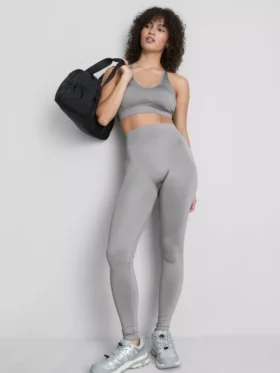 Nahtlose, hochglänzende Sport-Leggings