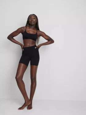Nahtlose Shorts mit Po-Lifting-Effekt