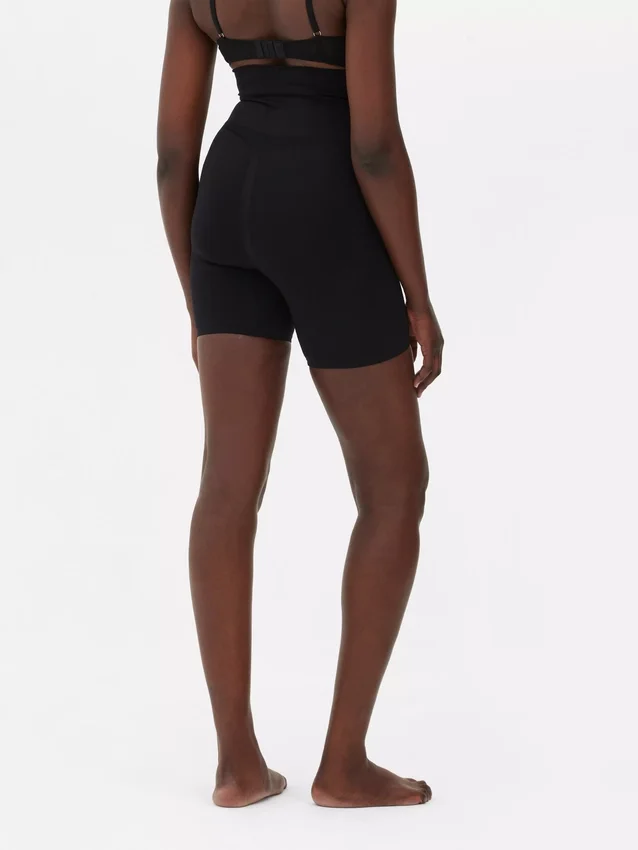 Nahtlose Shorts mit Po-Lifting-Effekt Nahtlose Shorts mit Po-Lifting-Effekt