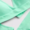 Nahtloses, gepolstertes Set aus Triangel-BH und String Nahtloses, gepolstertes Set aus Triangel-BH und String