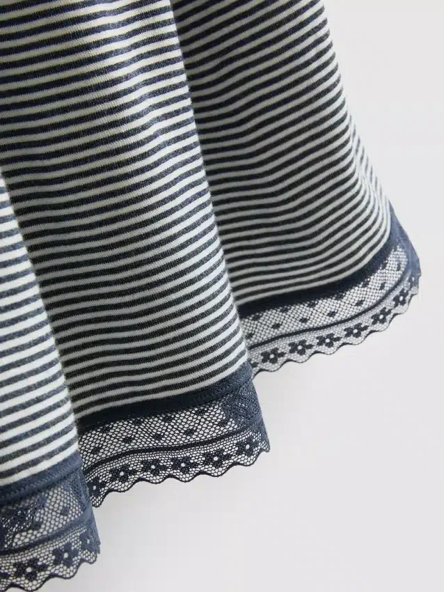 Nahtloses Mini-Unterkleid Nahtloses Mini-Unterkleid