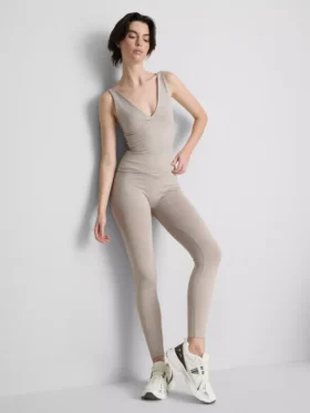 Nahtloses Tanktop mit V-Ausschnitt