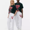 NBA Chicago Bulls Jogginghosen mit Kordelzug NBA Chicago Bulls Jogginghosen mit Kordelzug