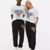 NBA New York Knicks Jogginghose mit Kordelzug NBA New York Knicks Jogginghose mit Kordelzug