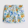Orangefarbene Badeshorts mit strukturierter Oberfläche Orangefarbene Badeshorts mit strukturierter Oberfläche