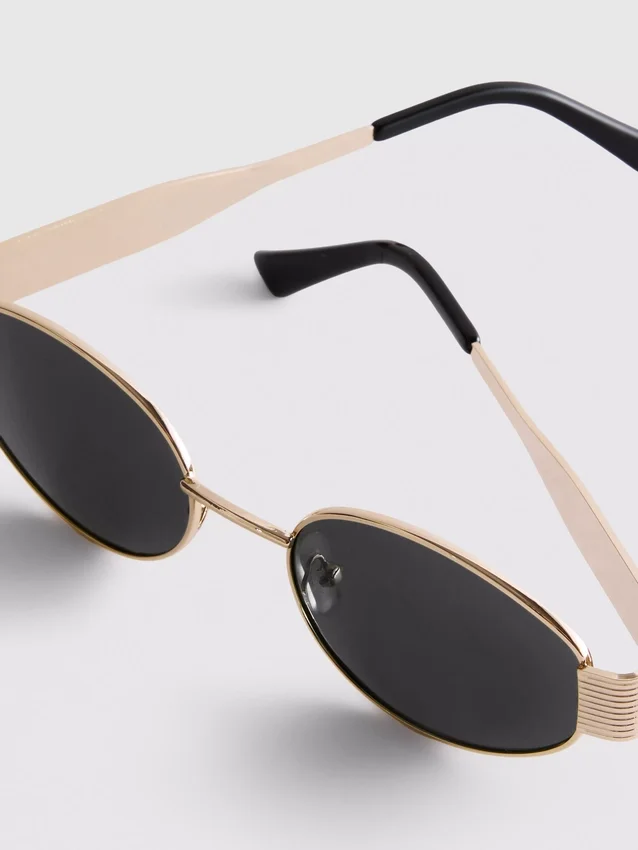 Ovale Sonnenbrille Ovale Sonnenbrille