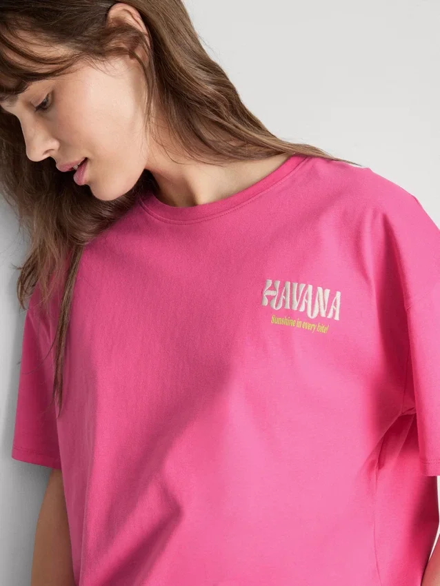 Oversize-T-Shirt mit Grafikprint aus baumwollreicher Havanna-Baumwolle Oversize-T-Shirt mit Grafikprint aus baumwollreicher Havanna-Baumwolle