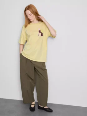 Oversized-Boyfriend-T-Shirt aus Baumwolle mit Grafikprint