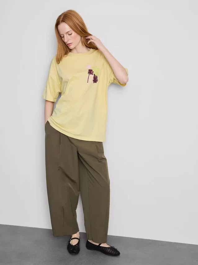 Oversized-Boyfriend-T-Shirt aus Baumwolle mit Grafikprint Oversized-Boyfriend-T-Shirt aus Baumwolle mit Grafikprint