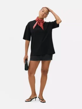 Oversized-Jersey-Hemd – ein Must-have