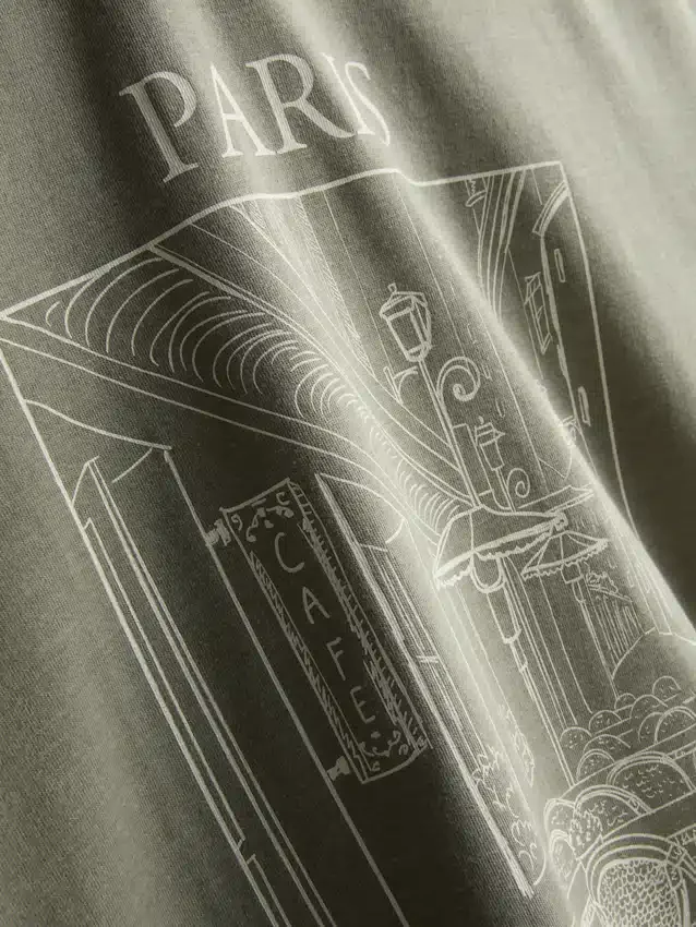 Paris-Grafik-T-Shirt Paris-Grafik-T-Shirt