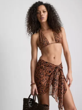 Paula Echevarría Bikini-Oberteil mit Leopardenmuster und Neckholder-Ausschnitt