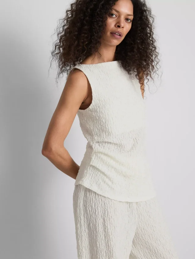 Paula Echevarría: Gerüschtes Tanktop aus Crinkle-Stoff Paula Echevarría: Gerüschtes Tanktop aus Crinkle-Stoff