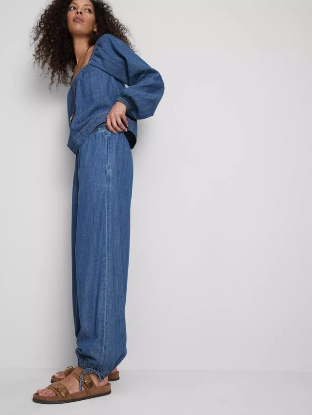 Paula Echevarría Haremshose aus baumwollreichem Denim Paula Echevarría Haremshose aus baumwollreichem Denim