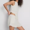 Paula Echevarría – Lässige Crinkle-Shorts