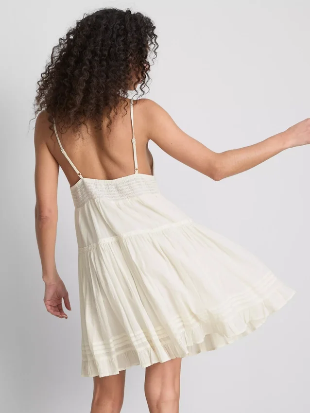 Paula Echevarría Minikleid mit Spitzenbesatz und Rüschen Paula Echevarría Minikleid mit Spitzenbesatz und Rüschen