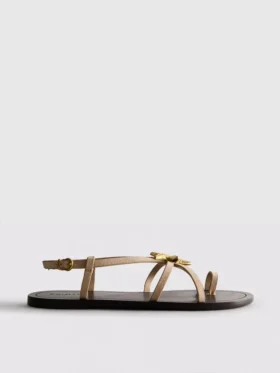 Paula Echevarría Riemchensandalen mit Seestern-Motiv