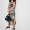 Paula Echevarría – ärmelloses, figurbetontes Midaxi-Kleid Paula Echevarría – ärmelloses, figurbetontes Midaxi-Kleid