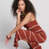 Paula Echevarría – ärmelloses, figurbetontes Midaxi-Kleid Paula Echevarría – ärmelloses, figurbetontes Midaxi-Kleid