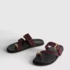 Paula Echevarría Sandalen mit Nieten am Fußbett