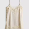Paula Echevarría Satin-Top mit Spitzenbesatz Paula Echevarría Satin-Top mit Spitzenbesatz