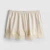 Paula Echevarría Shorts mit Spitzenbesatz Paula Echevarría Shorts mit Spitzenbesatz