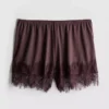 Paula Echevarría Shorts mit Spitzenbesatz Paula Echevarría Shorts mit Spitzenbesatz
