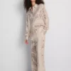 Paula Echevarría – Weithose aus geknittertem Satin