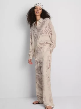 Paula Echevarría – Weithose aus geknittertem Satin