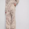 Paula Echevarría – Weithose aus geknittertem Satin