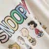 Peanuts-Schlafanzug mit Snoopy-Motiv