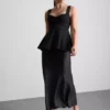 Peplum-Oberteil aus Krepp mit Herzausschnitt Peplum-Oberteil aus Krepp mit Herzausschnitt