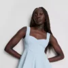Peplum-Oberteil aus Krepp mit Herzausschnitt Peplum-Oberteil aus Krepp mit Herzausschnitt