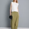 Plissierte Hose mit weitem Bein in Papieroptik
