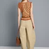 Plissierte Hose mit weitem Bein in Papieroptik