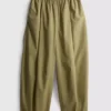 Plissierte Hose mit weitem Bein in Papieroptik