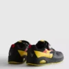 Pokémon-Sneaker mit Leuchteffekt