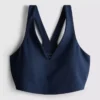 Racer-Active-Crop-Top mit V-Ausschnitt Racer-Active-Crop-Top mit V-Ausschnitt