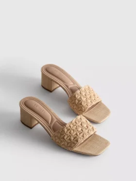 Raffia-Pantoletten mit Blockabsatz