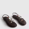 Riemchensandalen mit Perlenverzierung