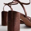 Riemchensandalen mit Strass und High Heels